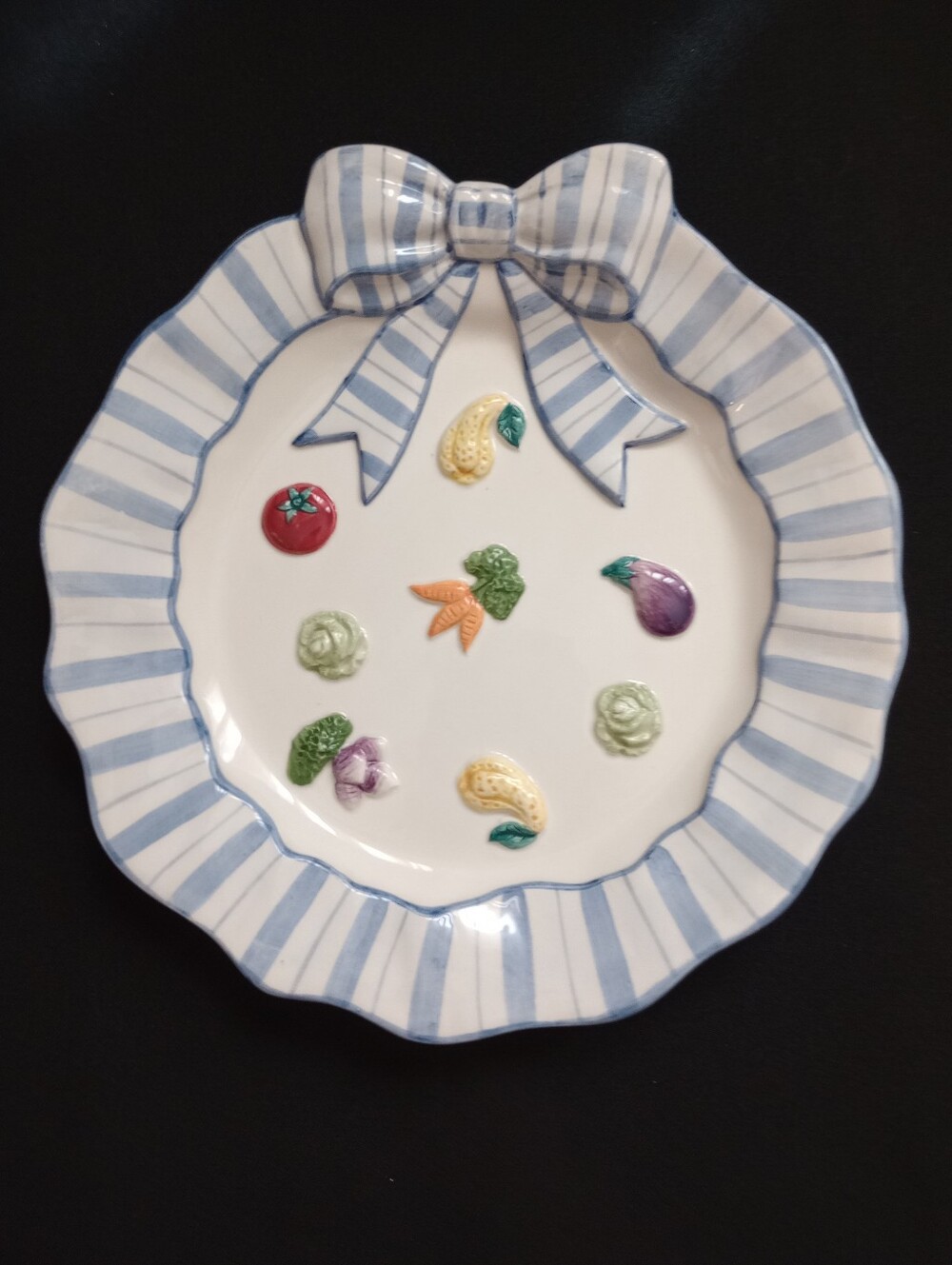Vintage 1994 Fritz And Floyd Petit Vegs Blue Ribbon Canape Plate